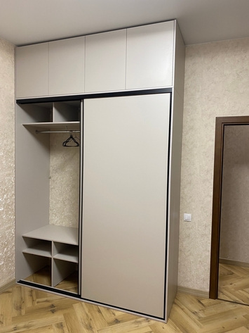 Шкаф-купе на заказ встроенный от Hi-tech kupe (Хай тек купе) Art.: H-444-201