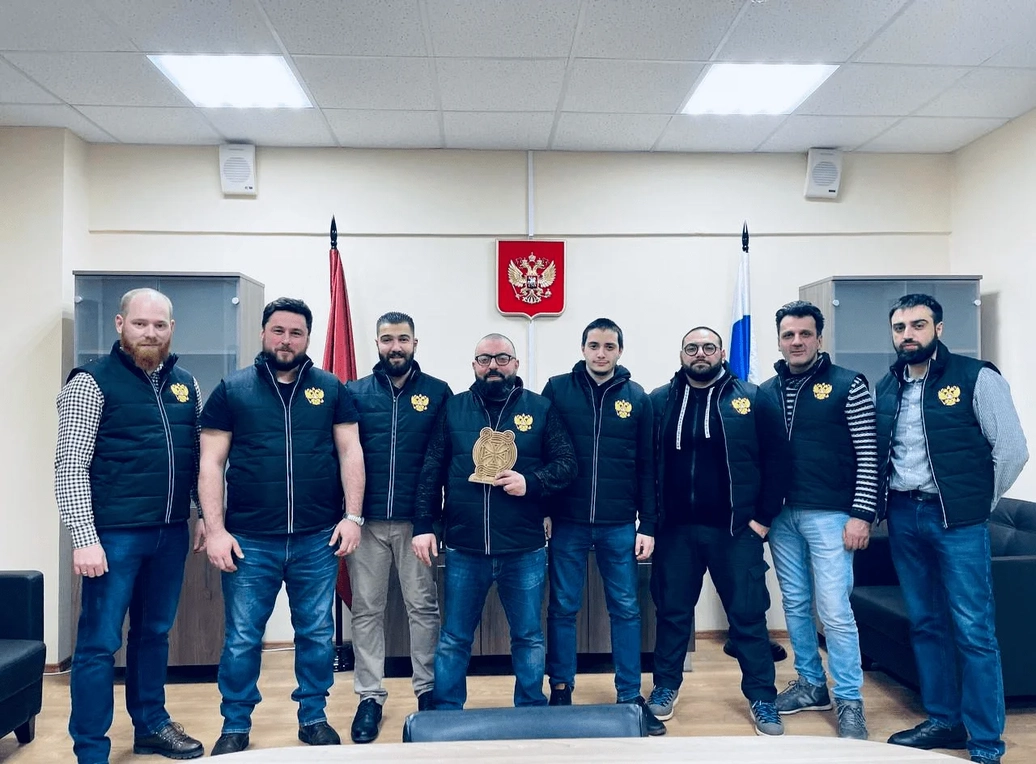 Жилеты с логотипом на заказ