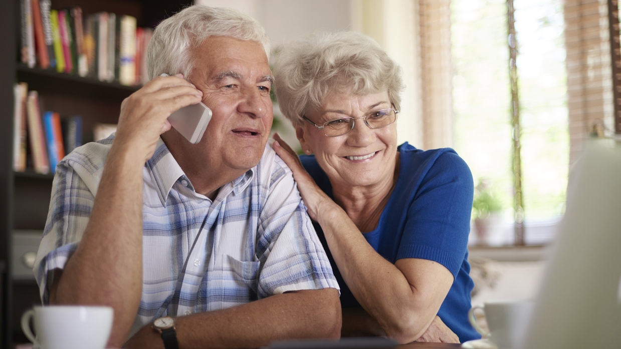 Работа на дому для пенсионеров без вложений