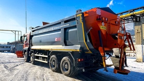 КДМ на базе самосвала SITRAK 8x4 зима