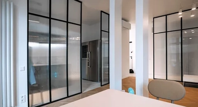 Интерьерная перегородка в современном интерьере