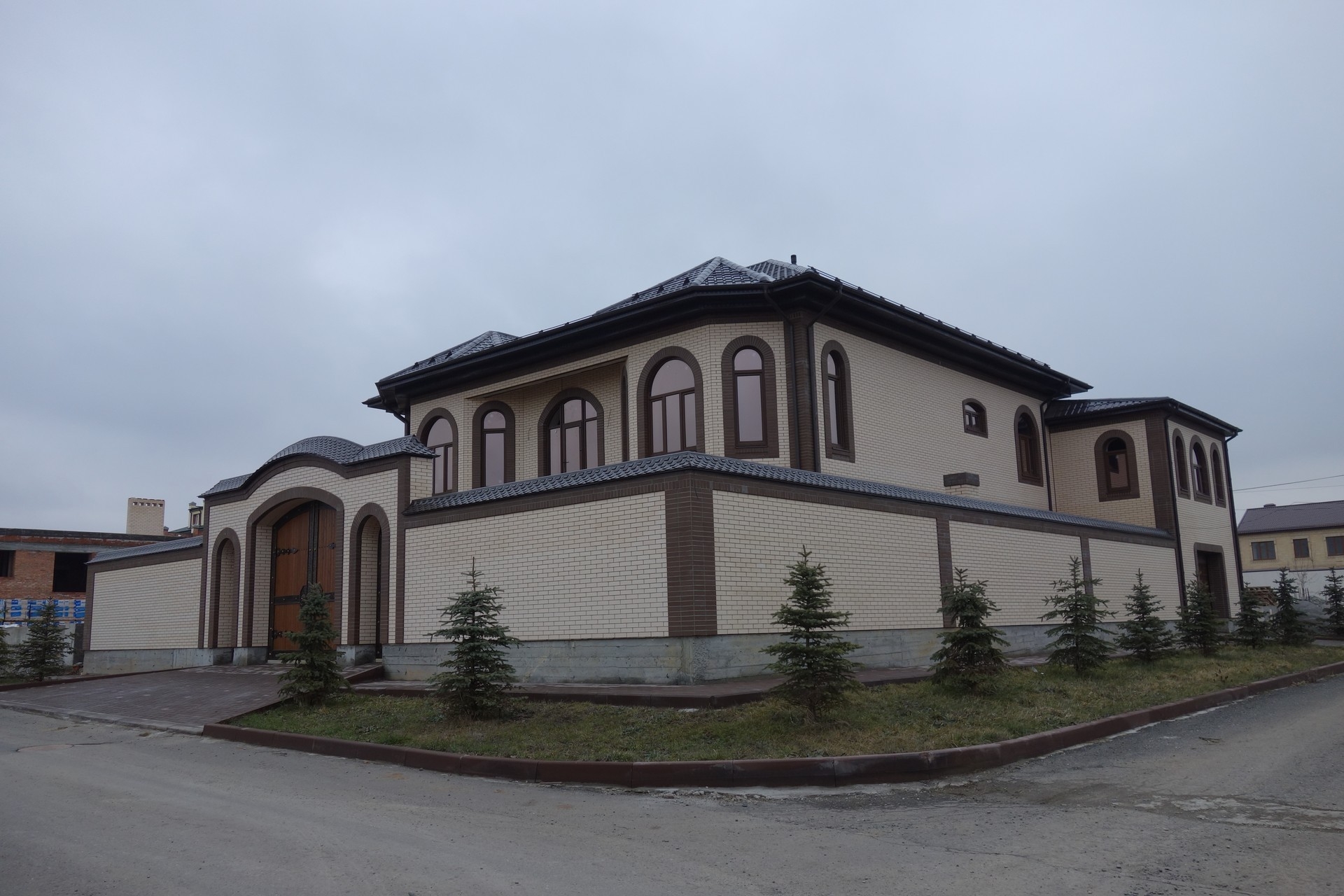 Дом из кирпича Старый Оскол