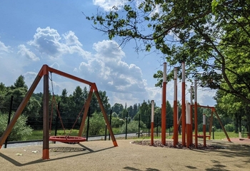 Spa&Camp детский лагерь бассейн с подогревом, оборудованный навесами 