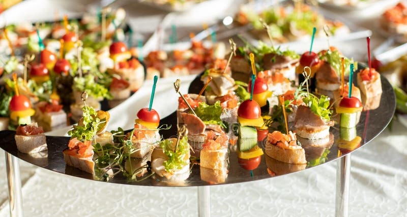 Кейтеринг Сеты 10-20 персон в Минске, цены на сайте - MyCatering.by