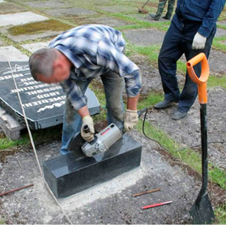 Широкий выбор памятников с установкой в Симферополе без посредников! 