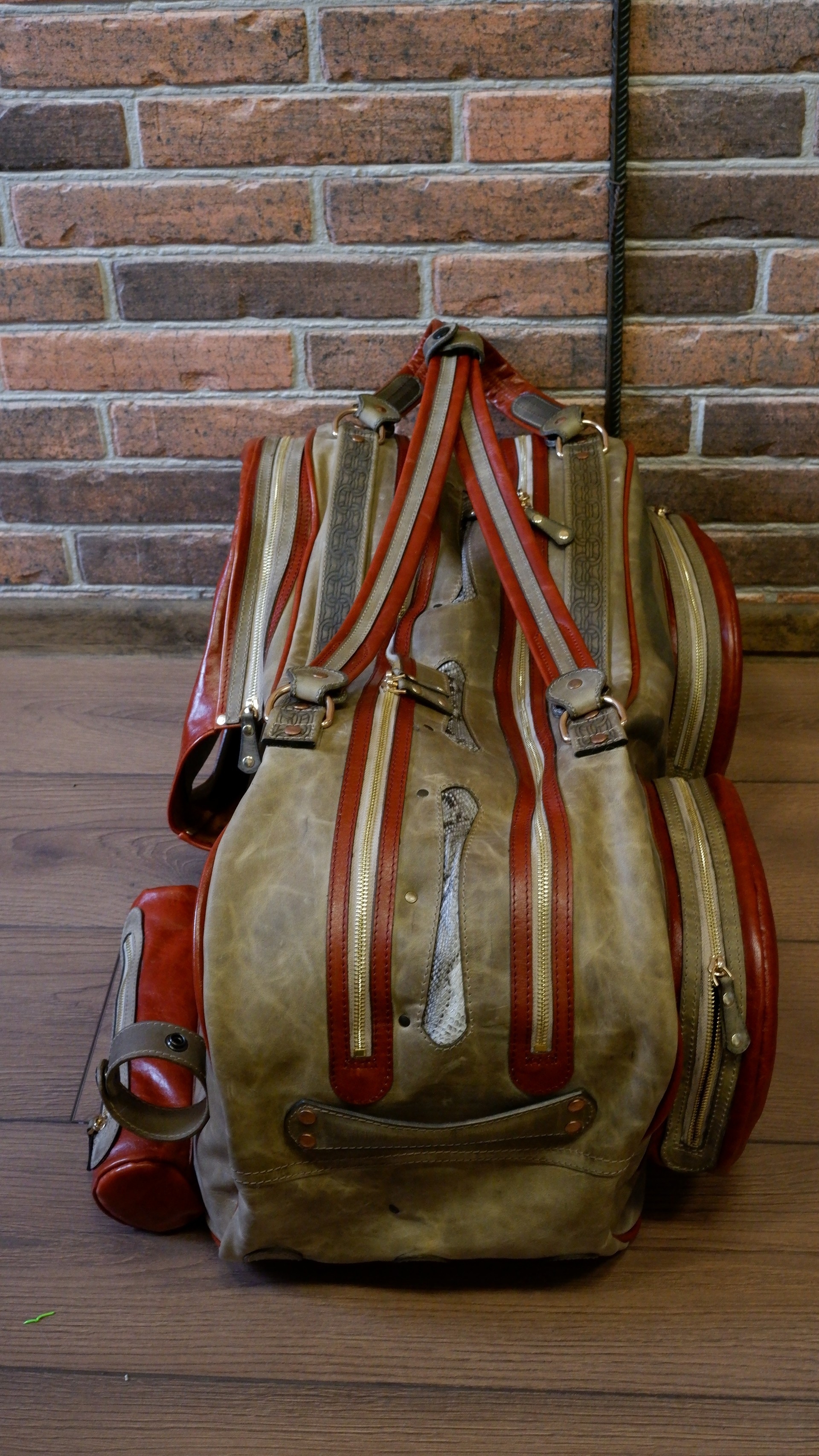 Кожаная сумка для большого тенниса ручной работы