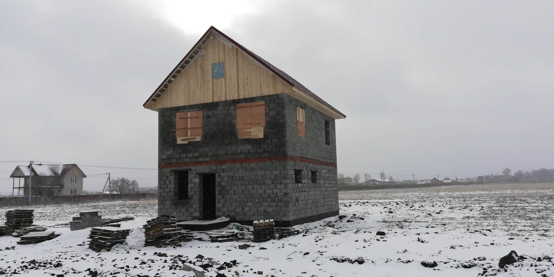 Коробка двухэтажного дома