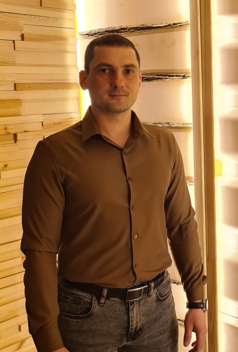 Менеджер по продажам бань