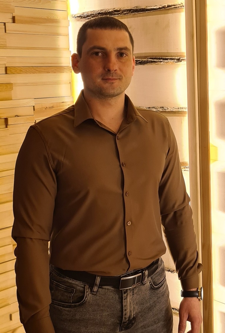 Менеджер по продажам бань