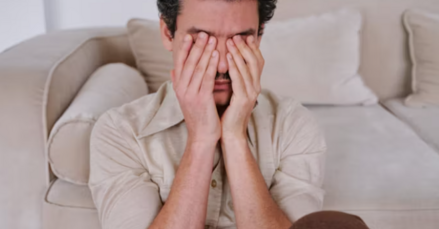 Мужчина с симптомами синдрома псевдо-Леннокса: эпилептические приступы и и задержка развития