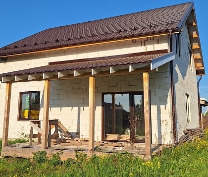 Изготовление и установка примыкающего навеса к дому в Уфе, Уфимском районе от АктивСтрой