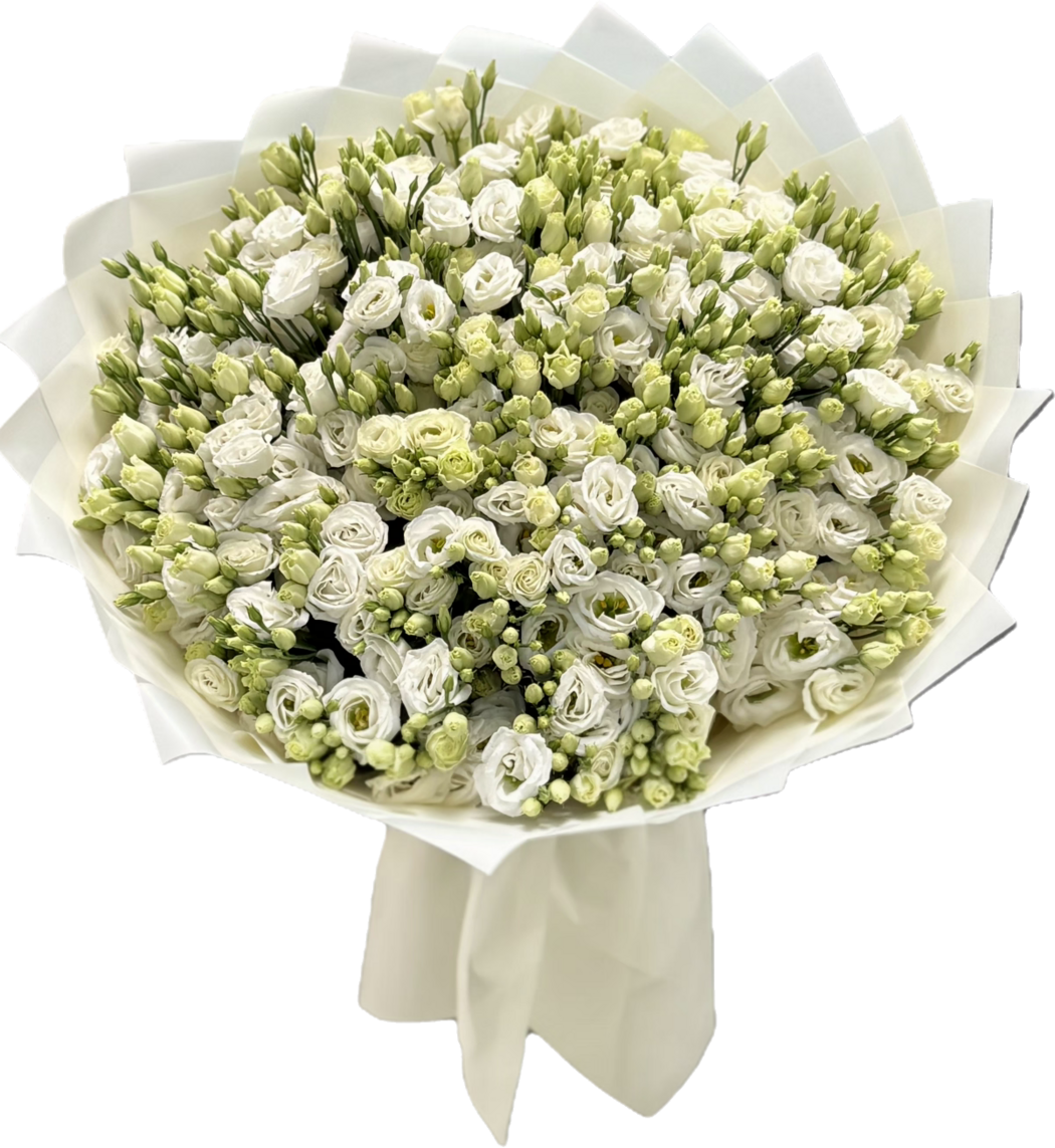 Букет из белых эустом и кустовых роз «Белоснежная симфония» — купить с доставкой цветов по Москве