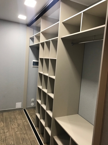 Шкафы-купе "Хай тек купе" на заказ Арт. UG1-77-888-025296
