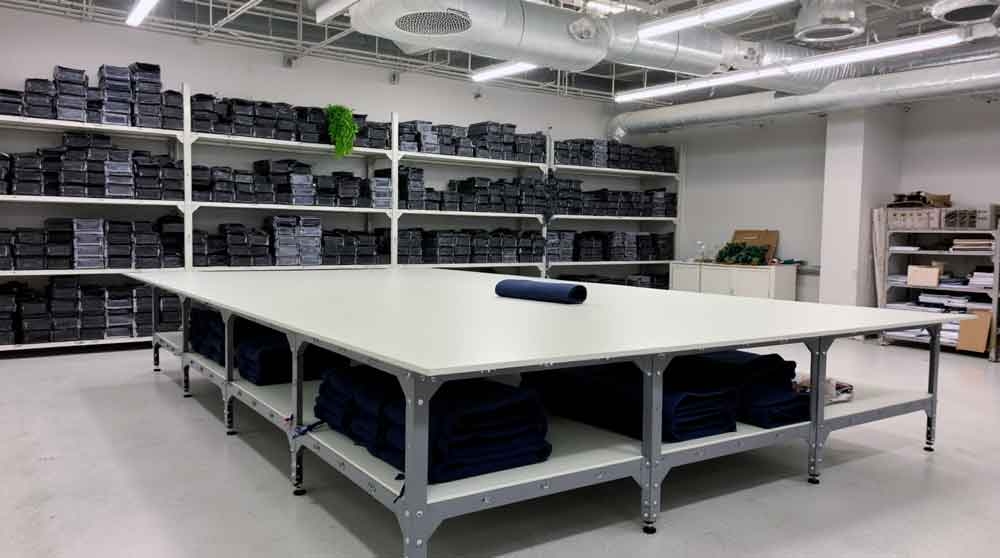 Большой модульный раскройный стол Кутюрье в швейном производстве — идеальная организация пространств