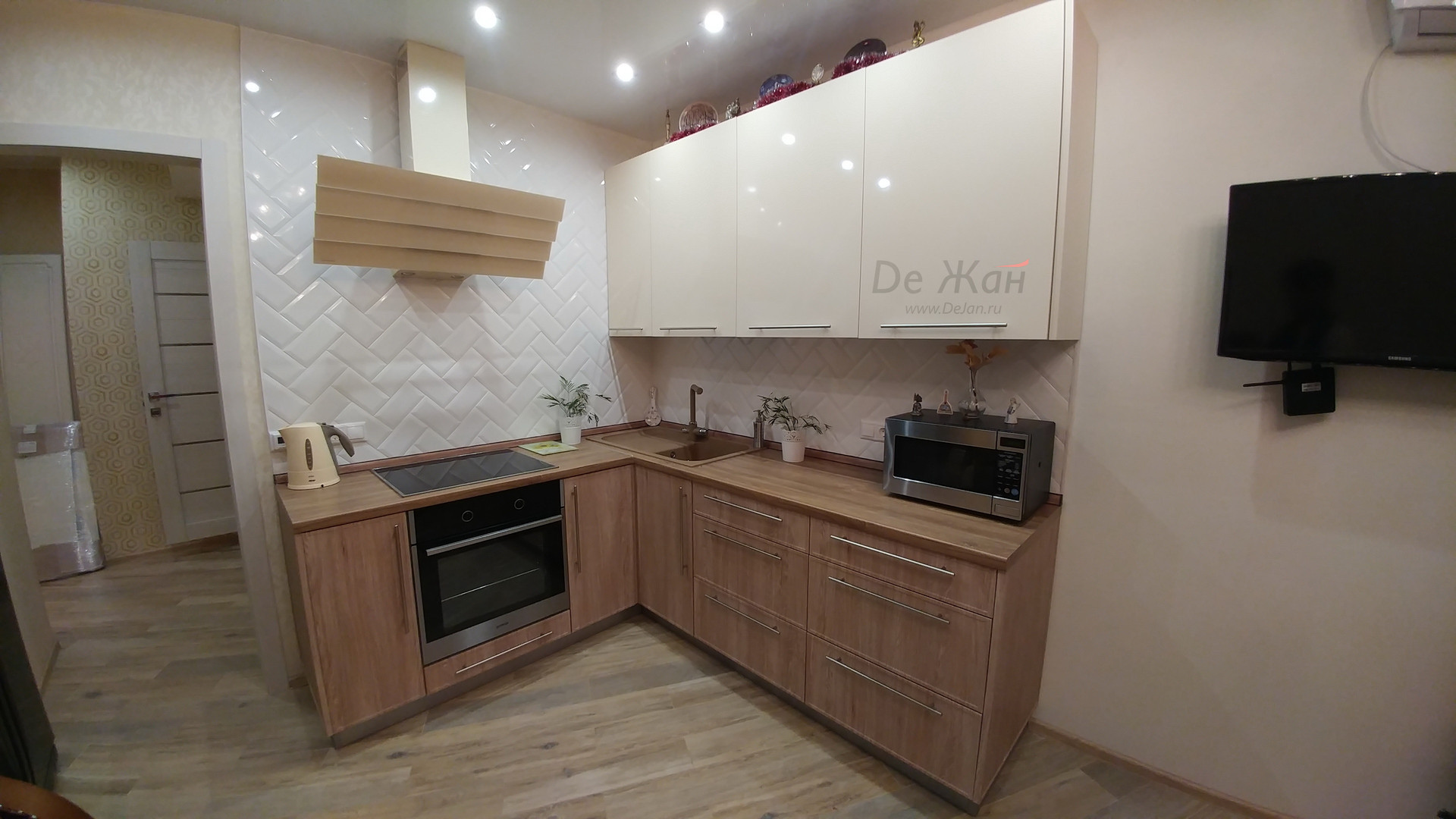 Кухня Ваниль Хаген Дуб