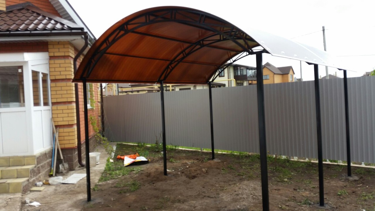 Проектирование, производство, монтаж навеса с арочной крышей в Уфе от компании "АктивСтрой"