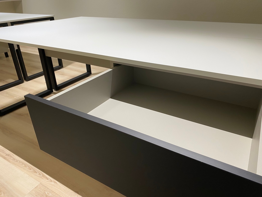 Шкафы в офис на заказ Art-07-21