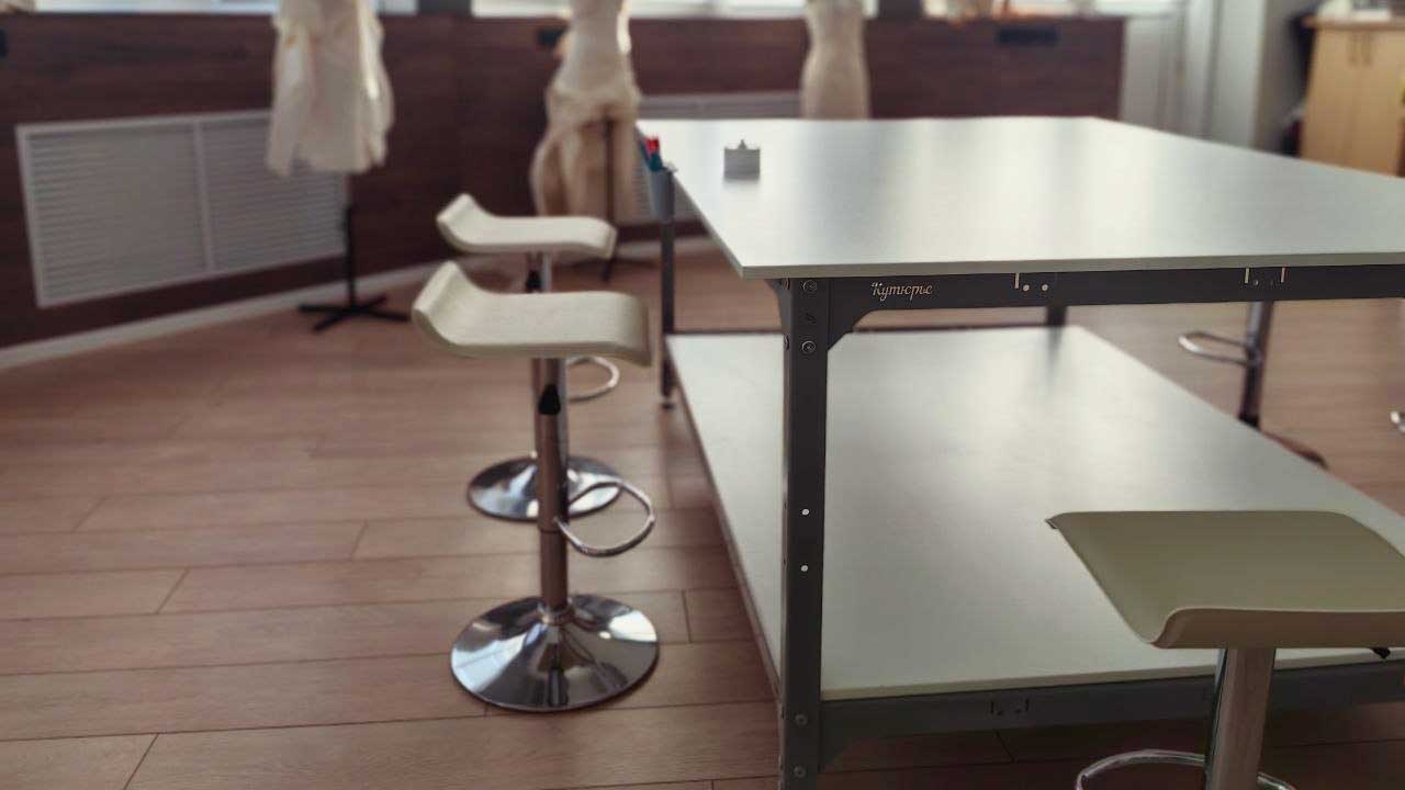 Раскройный стол Я Кутюрье