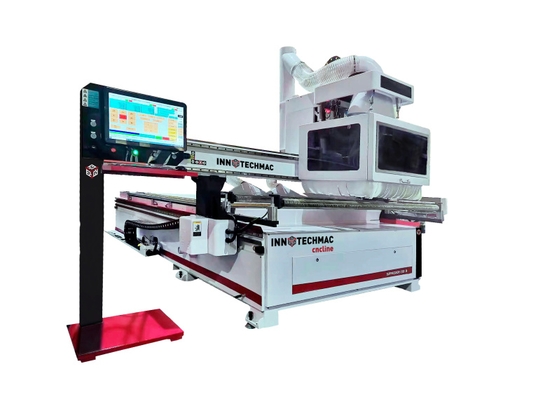 Обрабатывающий центр с ЧПУ INNOTECHMAC SUPPRESSOR 2130 C оборудование белового цвета с мелкими детал
