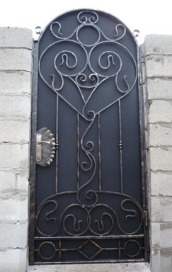 кованная кровать