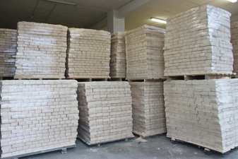 брикеты на складе