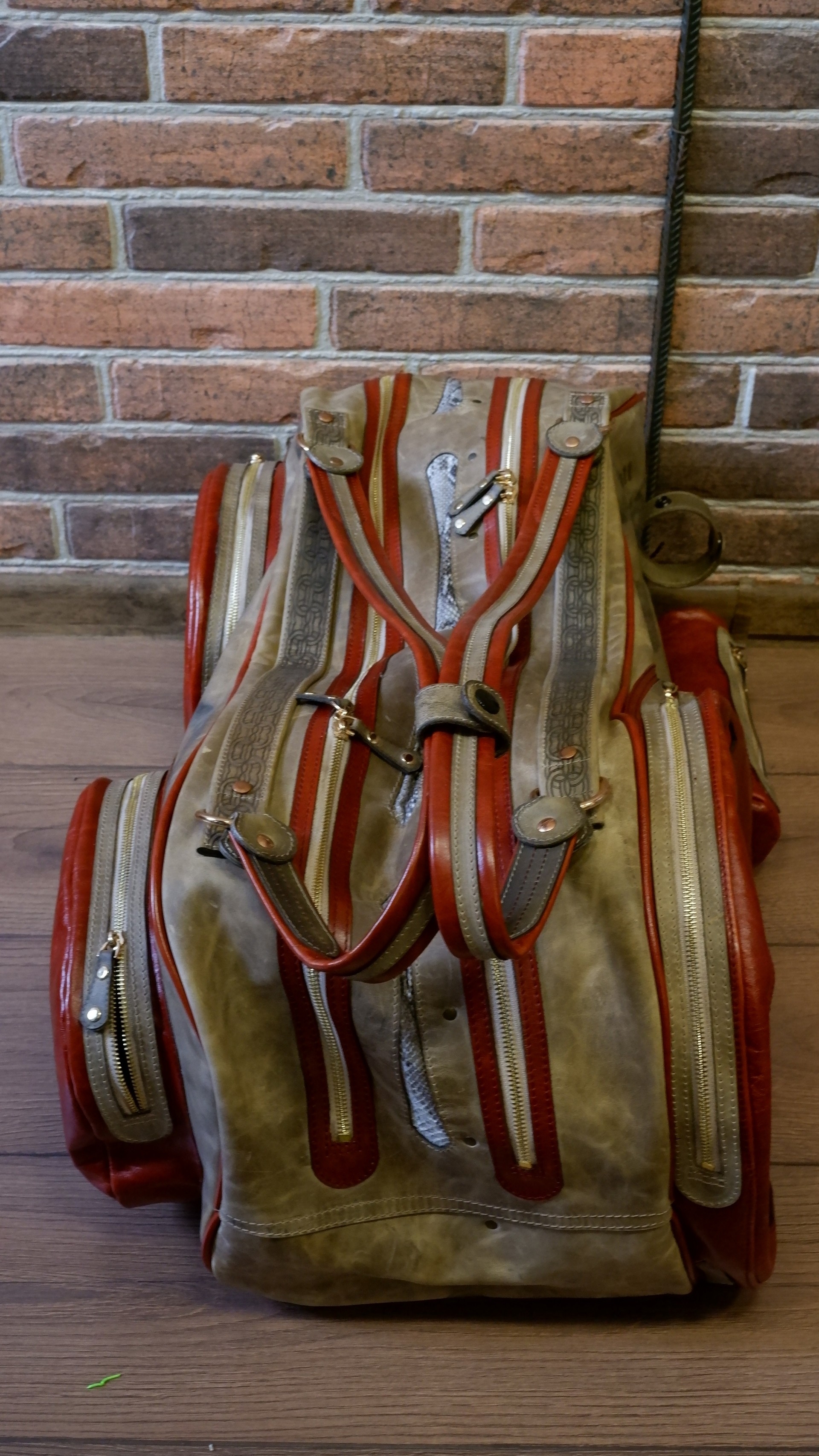 Кожаная сумка для большого тенниса ручной работы