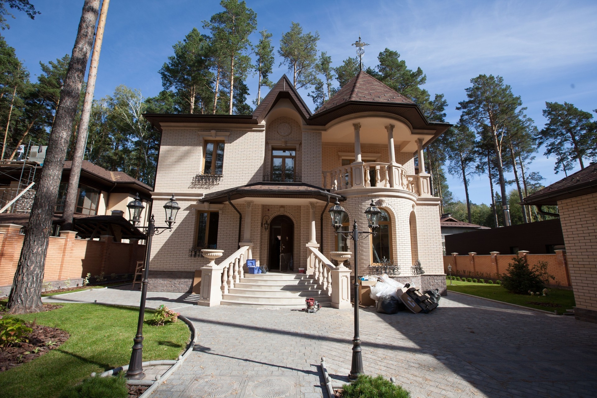 Дом из кирпича Старый Оскол