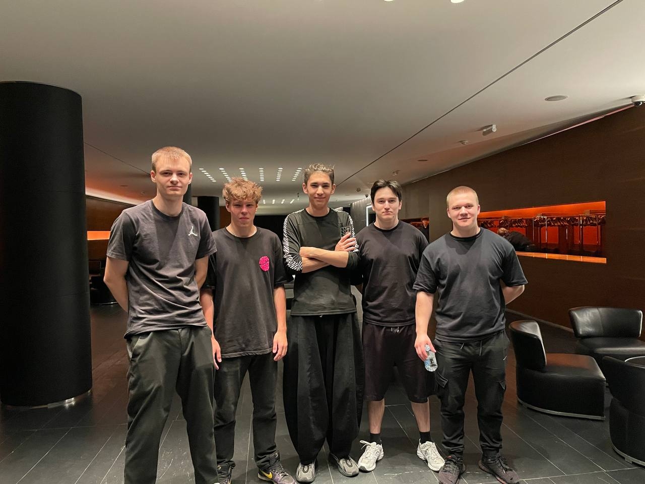 Заказ помощников на мероприятие