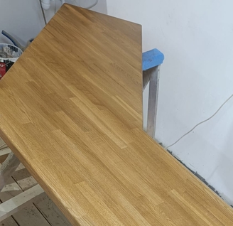 Изготовление угловых подоконников из дерева на заказ в Уфе от компании ЭкоМассивУфа