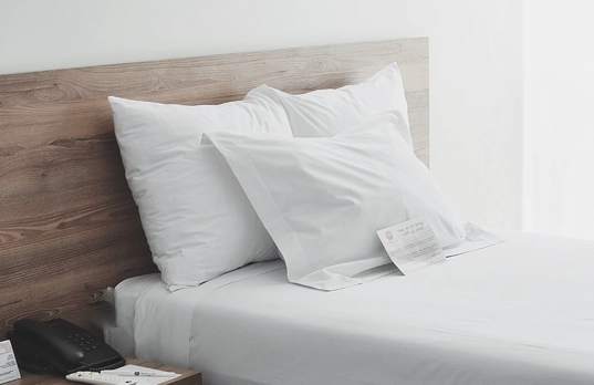 Кровать в номере