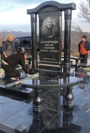 установка памятника