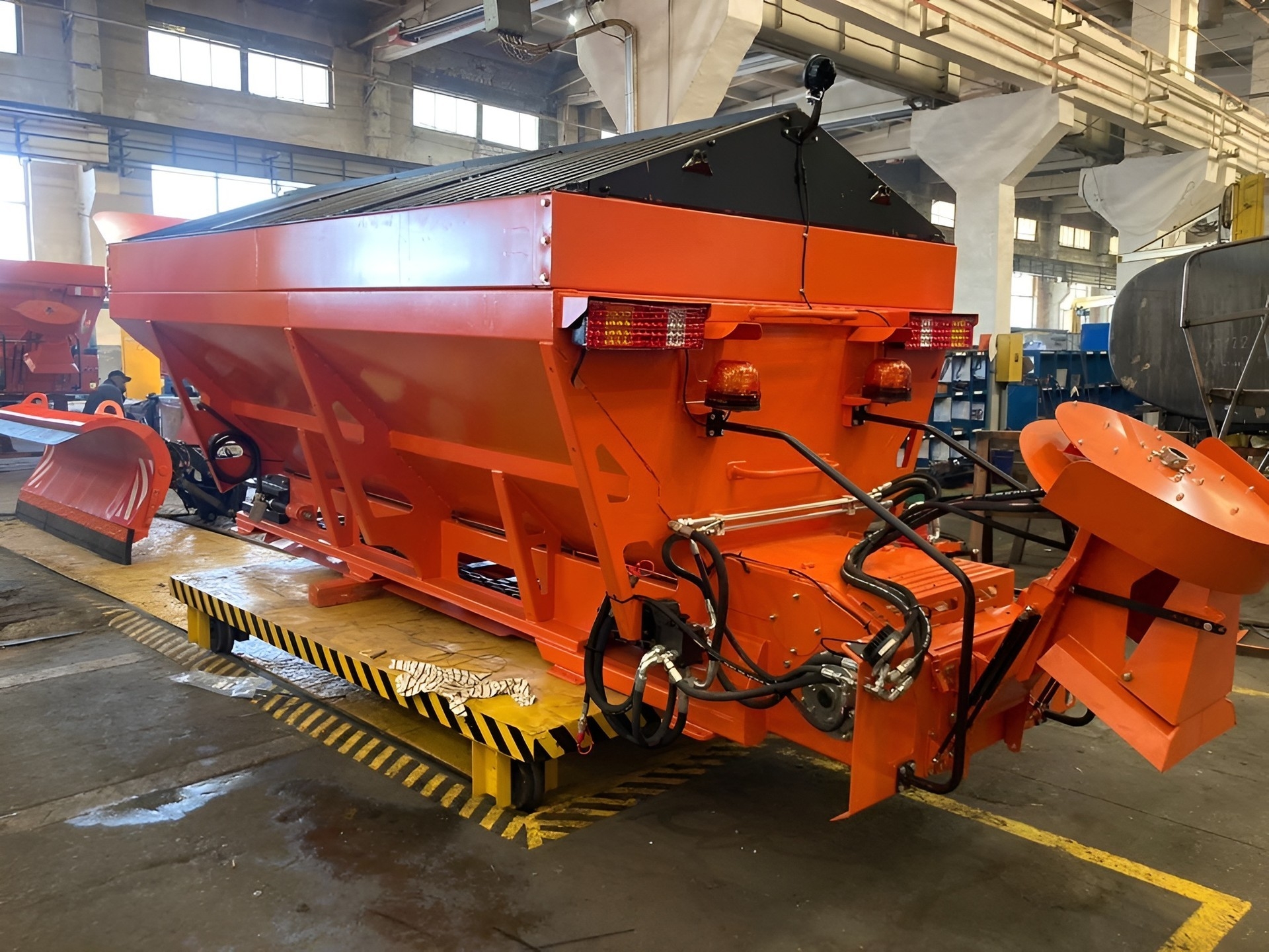 КДМ Зима-лето Камаз-43118