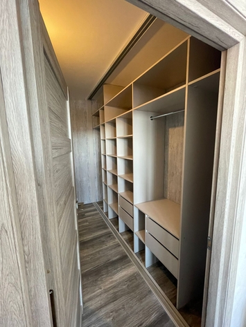 Шкаф купе на заказ в Екатеринбурге Art. hi-tech-kupe 01-777-169