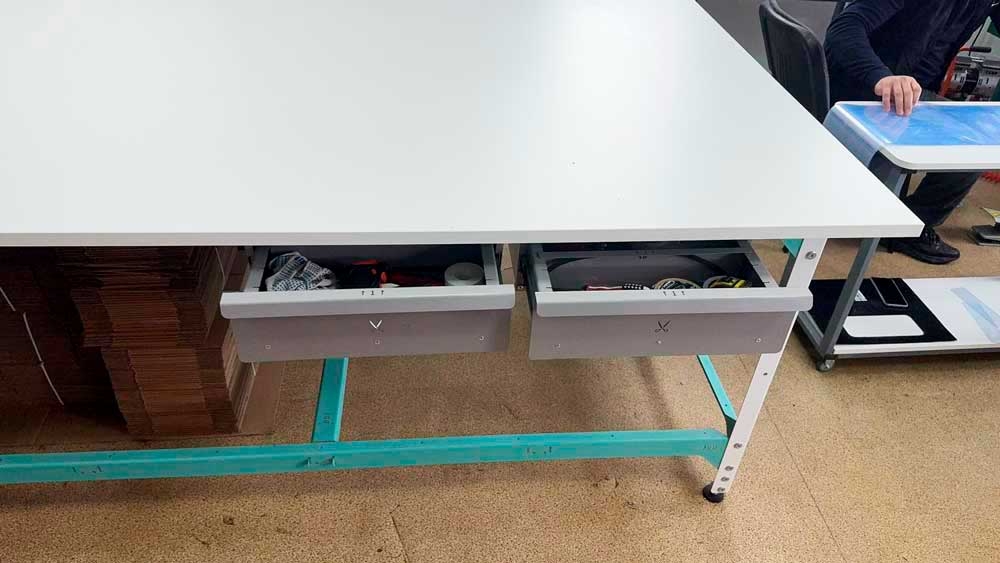 Раскройный стол Я Кутюрье