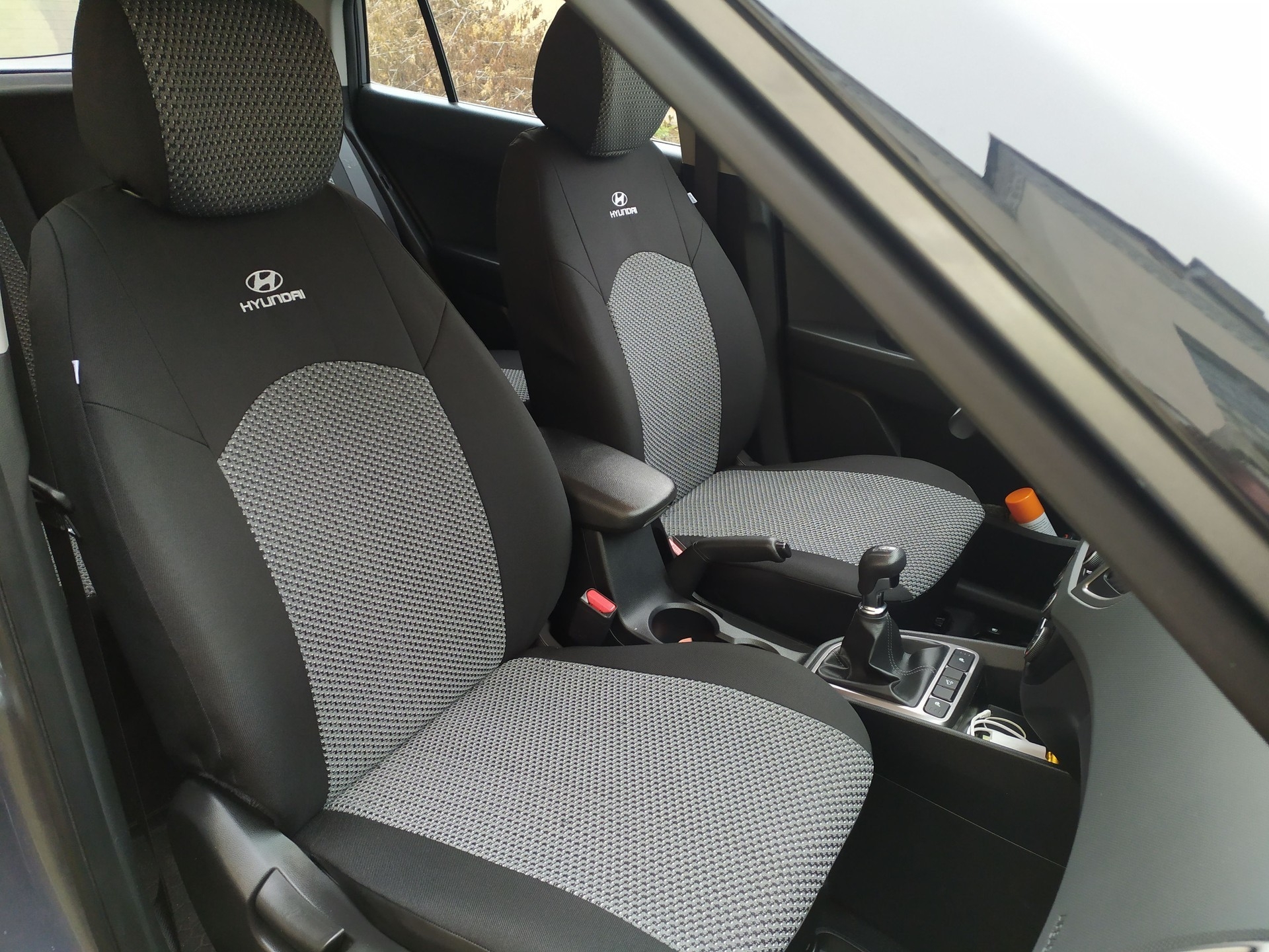 Чехлы из жаккарда на сиденья Hyundai Creta
