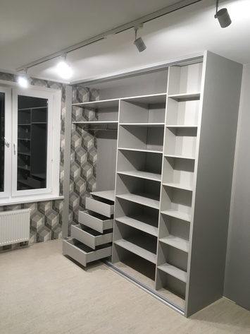 Шкафы-купе "Хай тек купе" на заказ Арт. UG1-77-888-045473