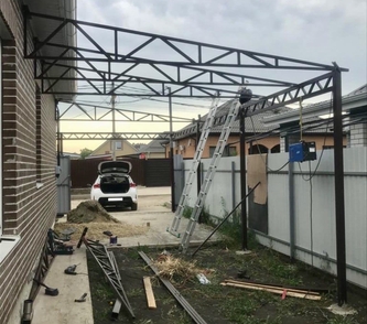 Изготовление и установка примыкающего навеса к дому в Уфе, Уфимском районе от АктивСтрой