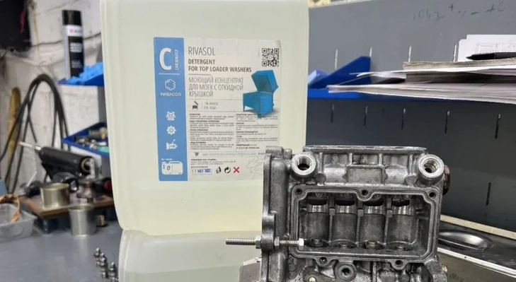 Очиститель двигателя: как пользоваться, виды и отличия.