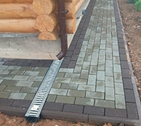 Отмостка из тратуарной плитки
