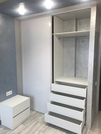 Шкафы-купе на заказ в Екатеринбурге от производителя Art. GT 01-777-33
