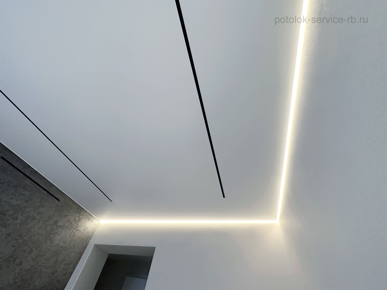 Парящий натяжной потолок