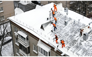 Очистка крыш от снега и наледи 