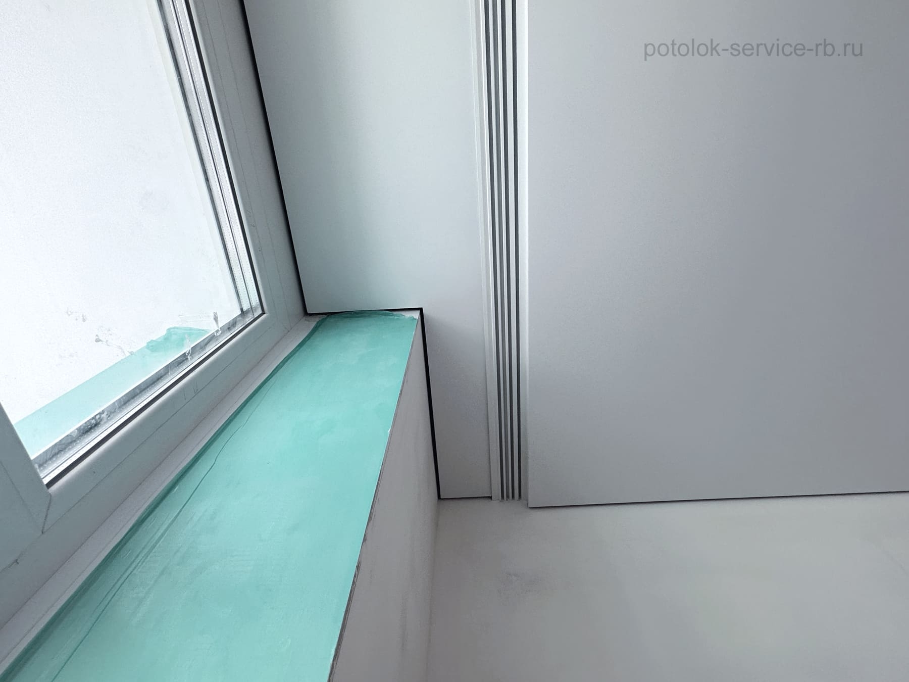 Теневой натяжной потолок с карнизом ПК-5