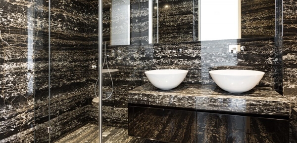 мрамор неро порторо