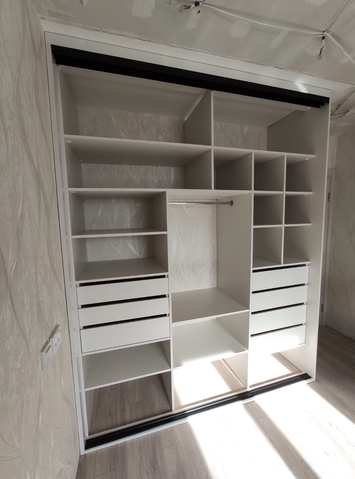 Шкаф купе на заказ в Екатеринбурге Art. hi-tech-kupe 01-777-149