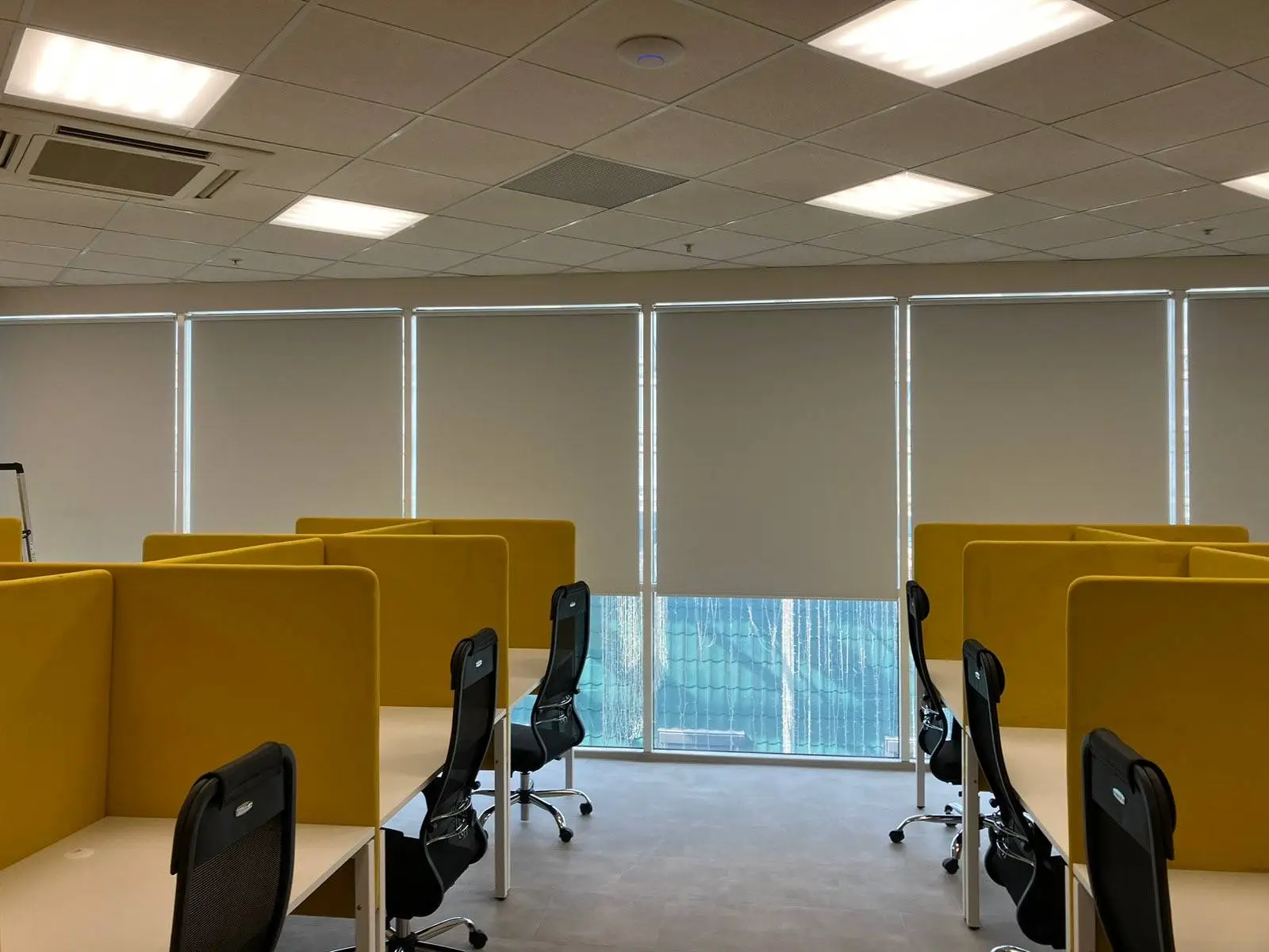 Рулонные шторы блэкаут для ТБанк Самара