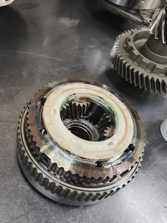 Детали коробки Volvo XC60