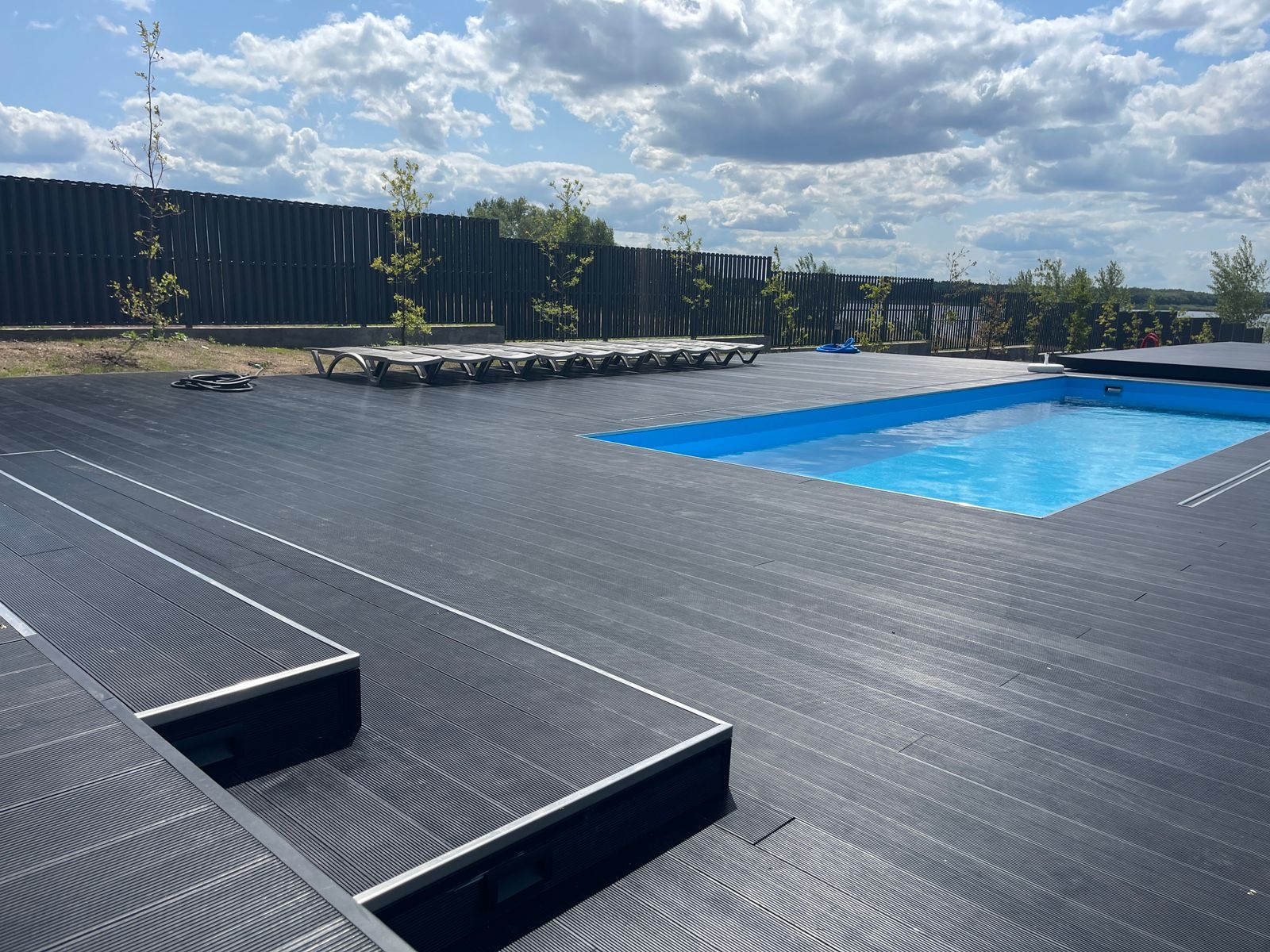 Как монтировать террасную доску МПК