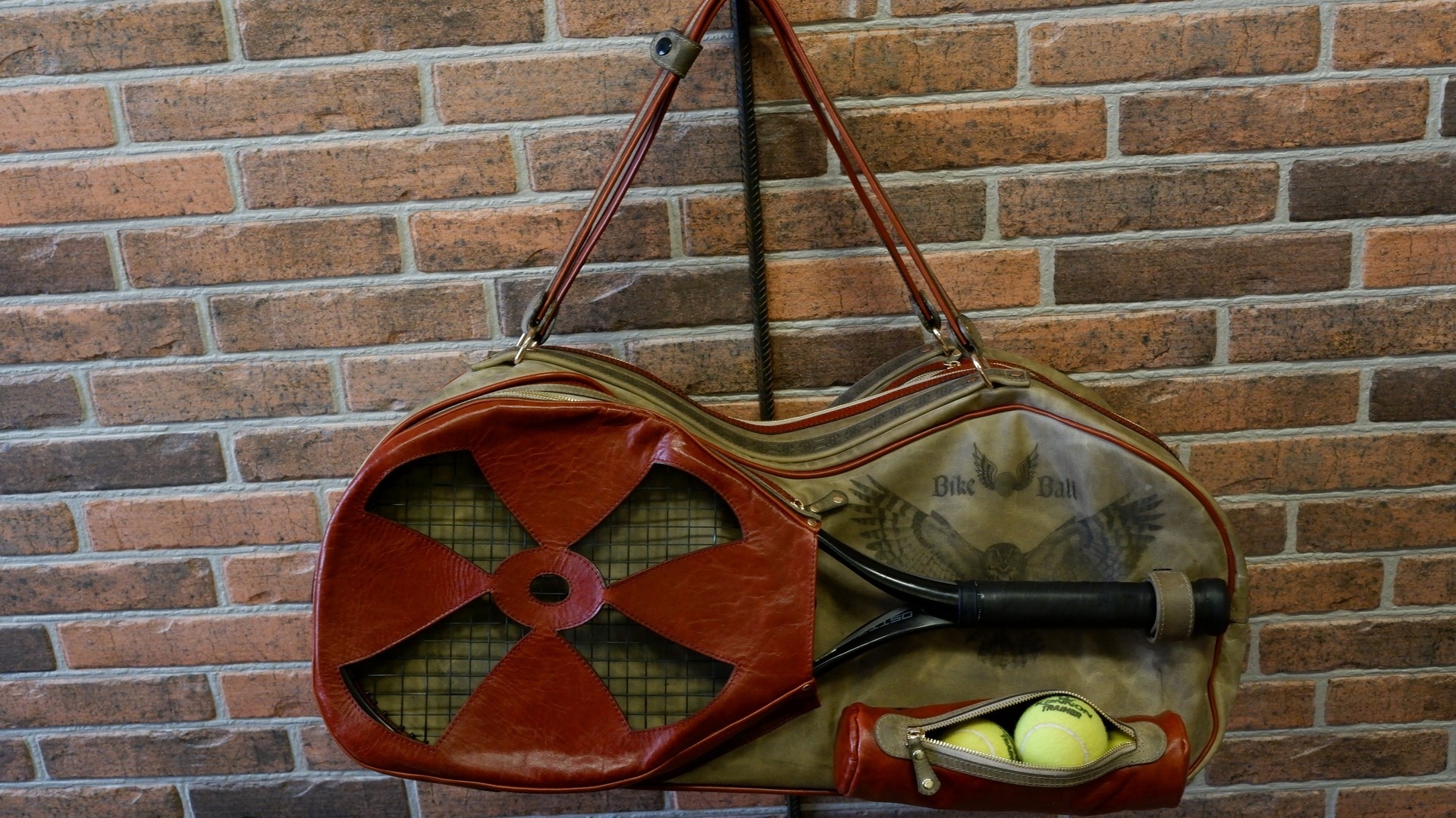 Кожаная сумка для большого тенниса ручной работы