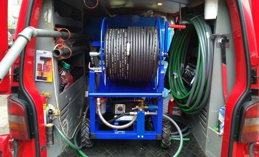 Прочистка труб канализации в Вологде